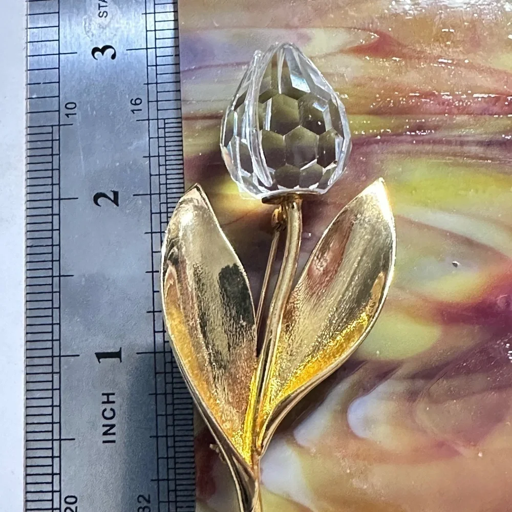 Glass Flower Crystal Brooch 4146 L
